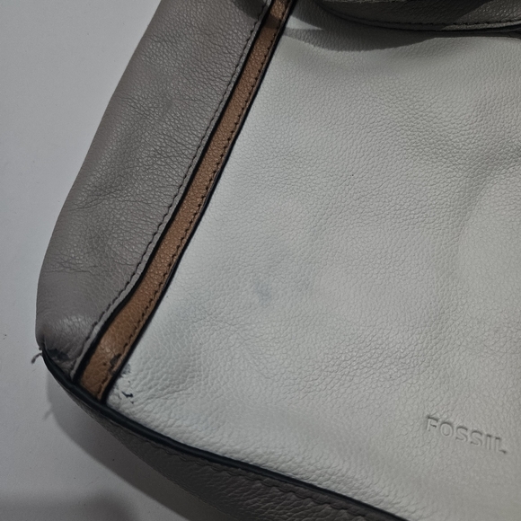 Fossil Tara Crossbody - Picture 2 of 9